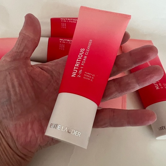 Estee Lauder Nutritious cleanser bundle - Picture 7 of 8
